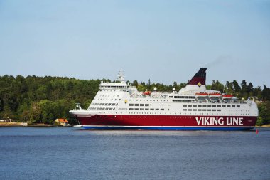 Stokholm, İsveç, 07/16/2010, Stockholm fiyort Viking Line Viking Line yolcu gemisiyle Baltık Denizi'ndeki yolcu ve kargo taşımacılığı yapan bir Fin nakliye endişe olduğunu..