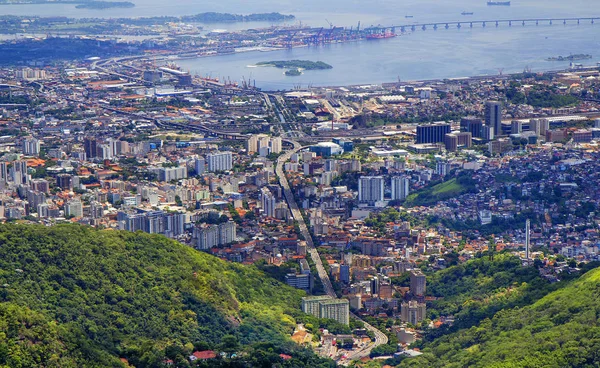 Rio Janeiro Brazília Városra Felülről Lábánál Corcovado Hegy Fekszik Gyönyörű — Stock Fotó