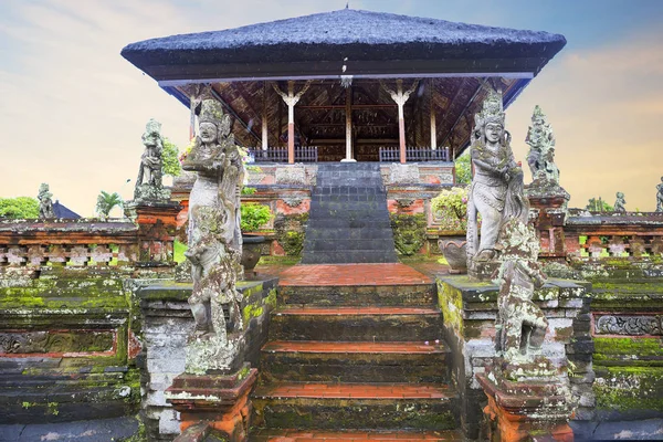 Балі Індонезія 2018 Року Ubud Музей Комплекс Таман Kertha Gosa — стокове фото
