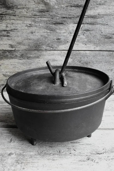 Cast Iron Dutch Oven Lid Lifter — Stock Photo, Image