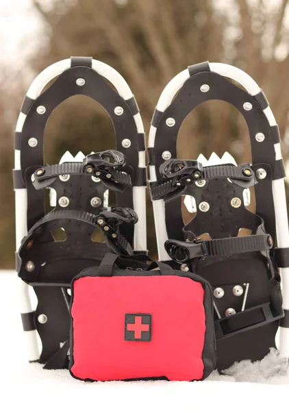 First Aid Bag With Snowshoes — Stock Photo, Image