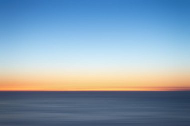 gri degrade arka plan