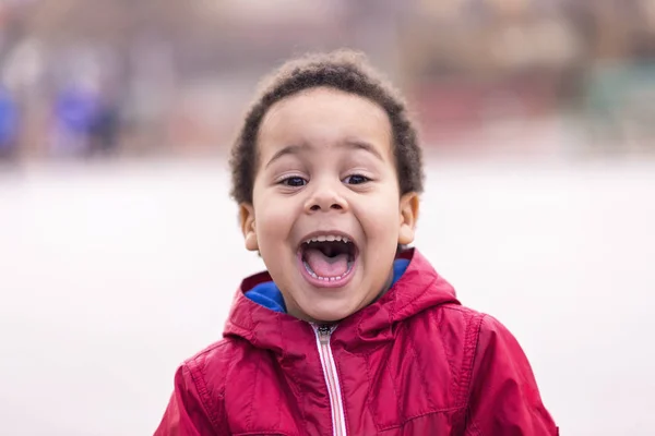 Afro American Cute Anak Tertawa Konsep Kebahagiaan — Stok Foto