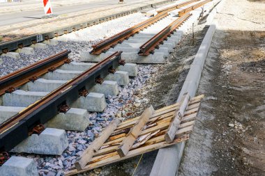 yerine tramvay rayları, demiryolu imar City