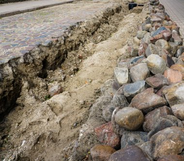 Onarım ve yedek şehir sokakta Metro iletişim