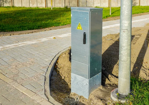 yeni sokak ışık güç kaynağı kutusuna şehir