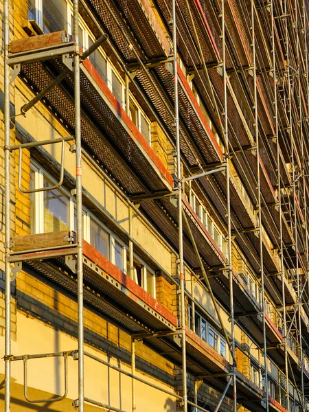 cephe ısı yalıtımı yüklemeden önce iskele