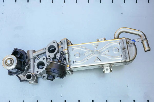 soğutucu ile egzoz gazı sirkülasyon valfi veya Egr valf