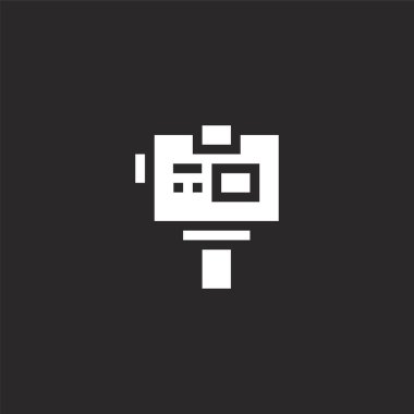 aksiyon kamerası simgesi. Web sitesi tasarımı ve mobil, uygulama geliştirme için dolu aksiyon kamerası simgesi. siyah arka plan üzerinde izole dolu seyahat koleksiyonundan aksiyon kamerası simgesi.