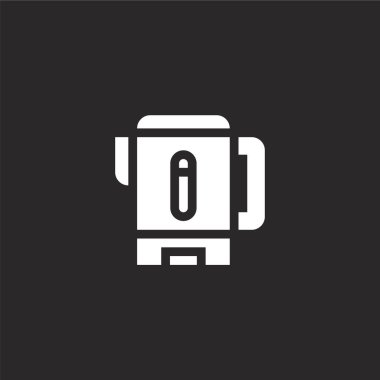 elektrikli su ısıtıcısı simgesi. Web sitesi tasarımı ve mobil, uygulama geliştirme için dolu elektrikli su ısıtıcısı simgesi. siyah arka plan üzerinde izole dolu yatak ve kahvaltı koleksiyonundan elektrikli su ısıtıcısı simgesi.