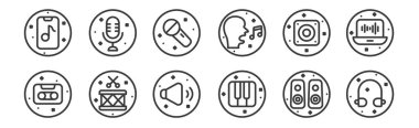 12 set doğrusal müzik ve ses simgesi. Kulaklık, klavye, davul, hoparlör, mikrofon, internet için mikrofon, cep telefonu gibi ince taslak simgeler