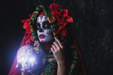 Calavera Catrina portresi. Şeker kafatası makyaj. Dia de los muertos. Ölülerin günü. Cadılar Bayramı.
