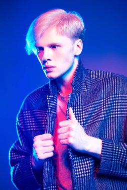 sağlıklı yakışıklı adam