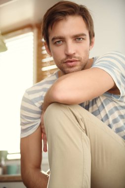 rüya gibi yakışıklı adam