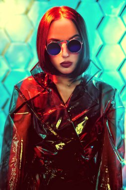 savurgan güzel kadın