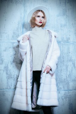 sarışın trendy Bayan