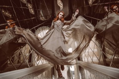 Gelinlik çırpınan