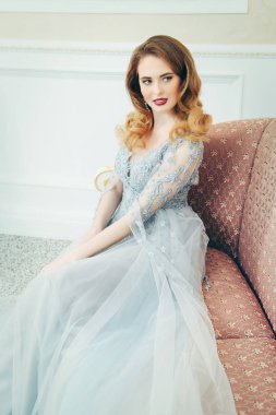 törenden önce gelin