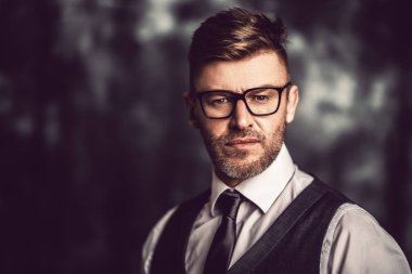 şık erkek görüntüsü