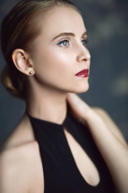 muhteşem bir zarif kadın