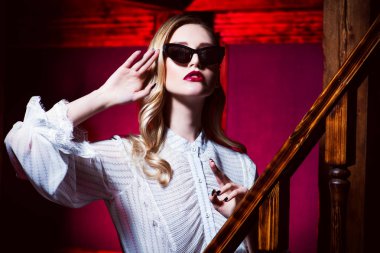 çekici genç hanım