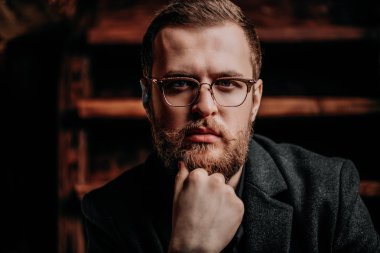 adam için güzel saç kesimi