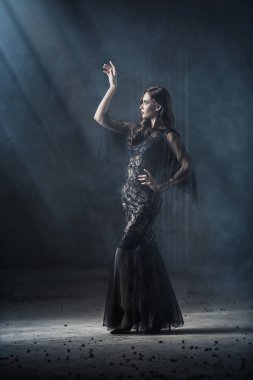 sofistike ince model