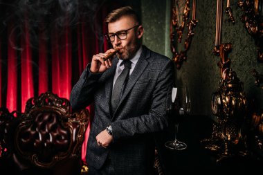 Sigara puro sağlık için zararlı