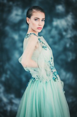 çekici gizemli bayan