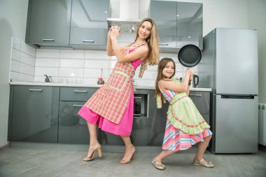 Mutfakta eğlenceli zaman