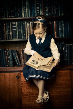 çalışkan genç liseli