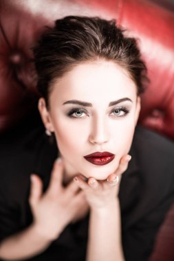 çarpıcı güzel kadın