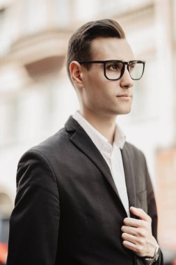 genç adam için kariyer