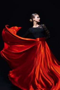 etkileyici latino dans