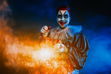 korkutucu palyaço adam