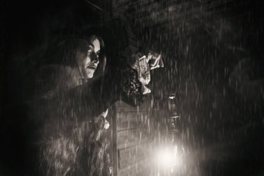 korkunç kızıl saçlı cadı