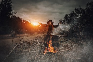 cadı pişirme büyü