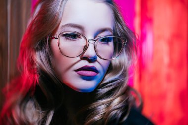 bayan için gözlük