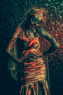 kızgın ölü gelin