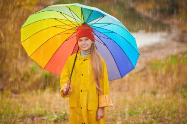 Parlak gökkuşağı havası