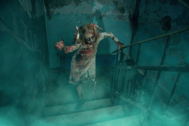 Yürüyen merdivenlerde