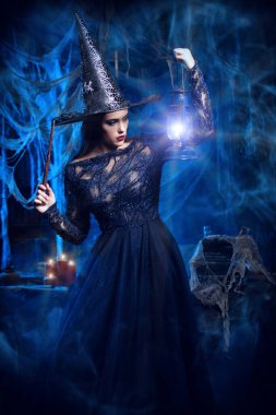 Eski kalenin teftişi