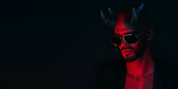 жестокий дьявол
