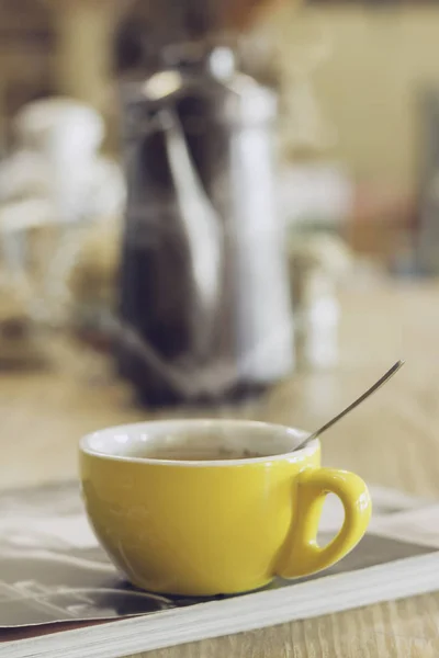 Tasse Café Avec Vapeur Sur Table Bois Café — Photo