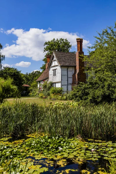 Tradizionale Villaggio Inglese Con Vecchie Case — Foto Stock