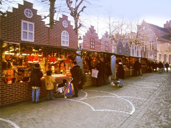 België Brugge Omstreeks December 2004 Mensen Kerstmis Eerlijke Overdag — Stockfoto