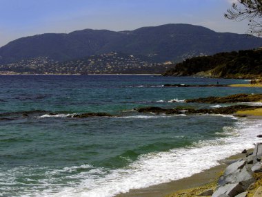 Gigaro sahil gündüz, Fransa