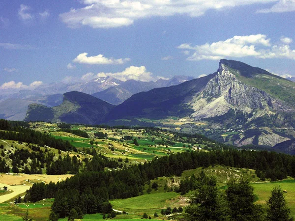 Weergave Van Steegje Alpen Bergen Achtergrond Frankrijk — Stockfoto