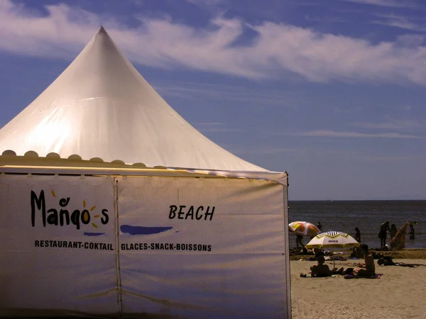 Praia Grande Motte Durante Dia França — Fotografia de Stock