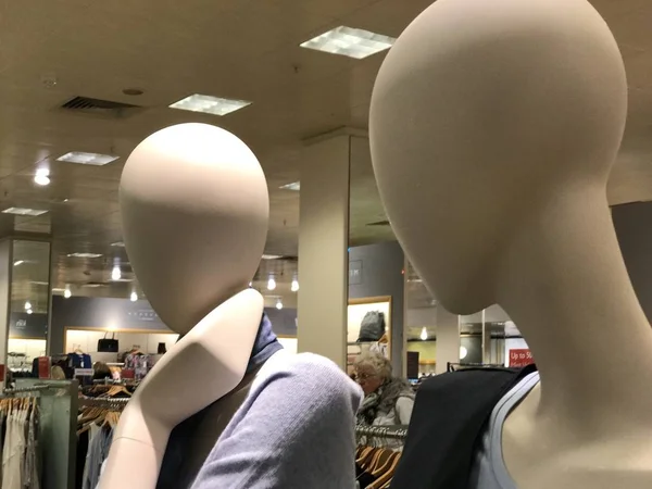 Közelkép Mannequins Shopping Mall — Stock Fotó